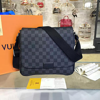 Louis Vuitton DISTRICT PM Damier Graphite Canvas 3410