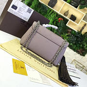 Louis Vuitton VERY CHAIN Taupe 3583  - 3