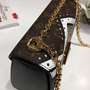 Louis Vuitton Twist MM 3735 23cm  - 3