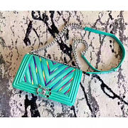 Chanel Multicolor Chevron Quilted Medium Boy Bag Green A67086 25cm - 4