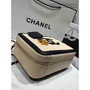 Chanel Caviar Quilted Small CC Filigree Vanity Case Beige VS07581 25cm - 2