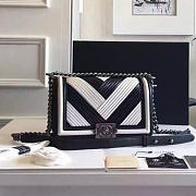 Chanel Medium Chevron Lambskin Quilted Boy Bag White and Black A13044 25cm  - 5