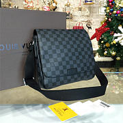 LOUIS VUITTON  Damier Graphite District PM - 3