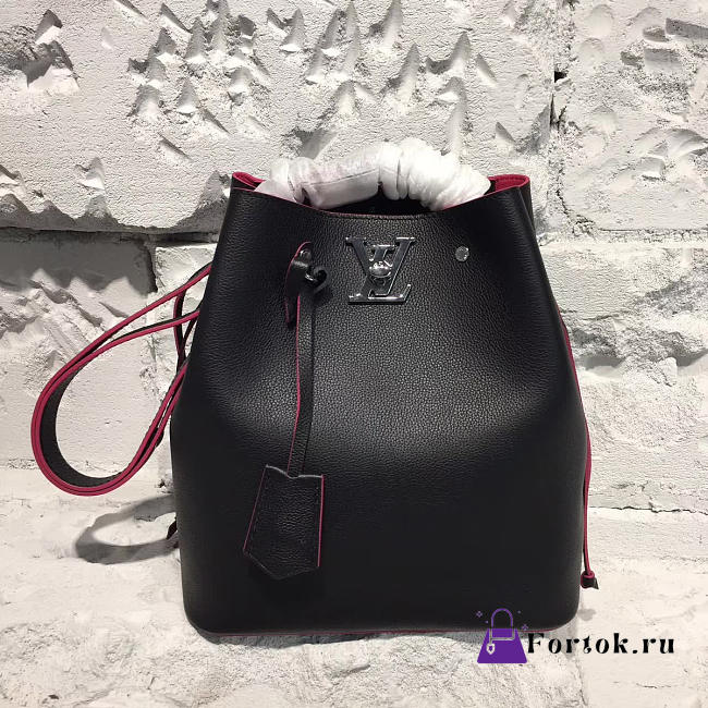 Louis Vuitton Bucket bag noir 27cm - 1