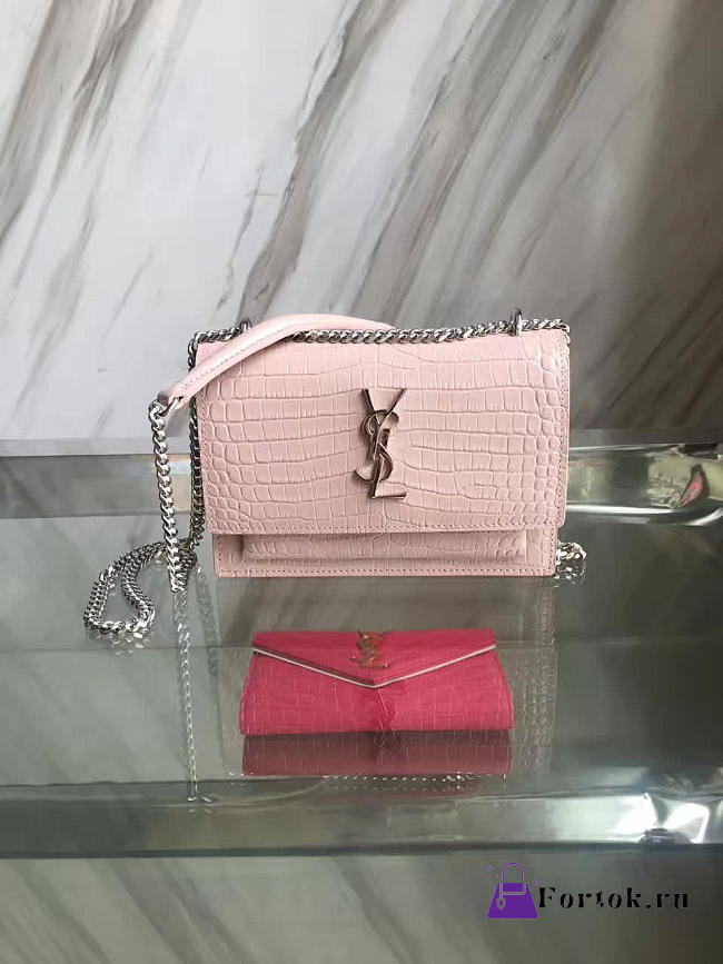 YSL SUNSET Chain Wallet Crocodile Embossed Shiny Pink 4846 17cm  - 1