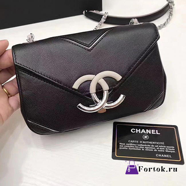 Chanel Calfskin Chevron Flap Bag Black A93774 24cm - 1