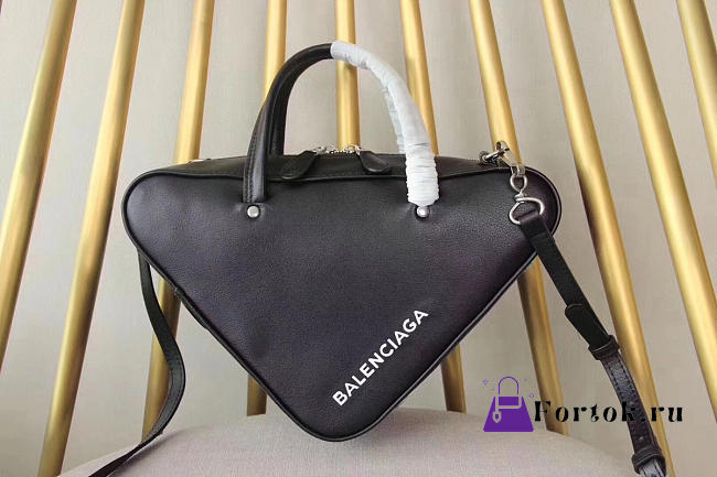Balenciaga Triangle shoulder bag 5429 - 1