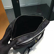 Louis Vuitton DAYTON REPORTER MM - 4