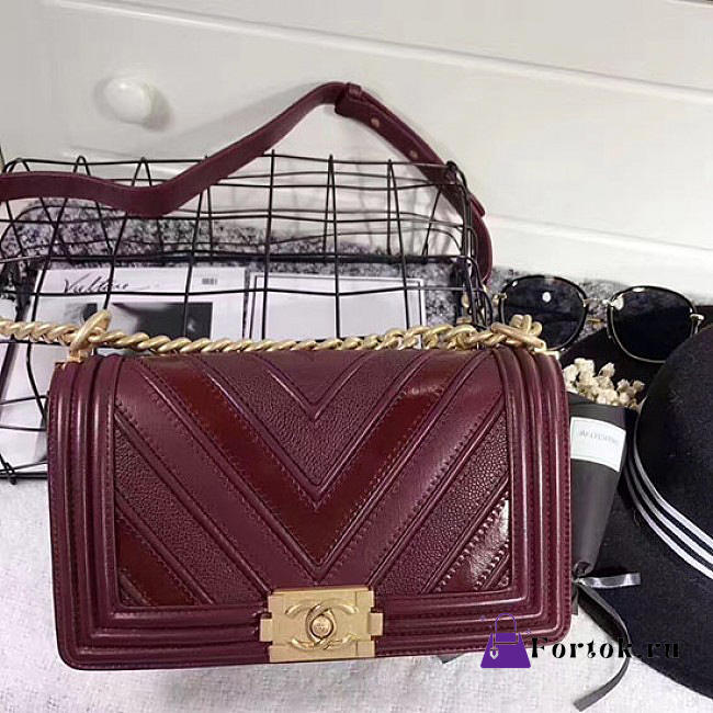 Chanel Chevron Quilted Medium Boy Bag Burgundy A67086 25cm - 1