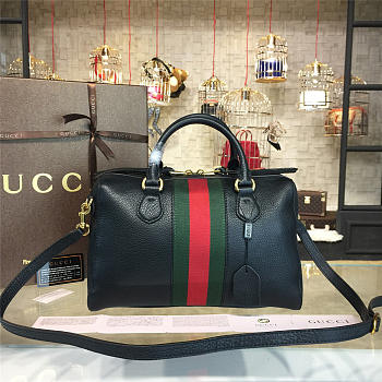 Gucci gg supreme handle bag 2215 33cm