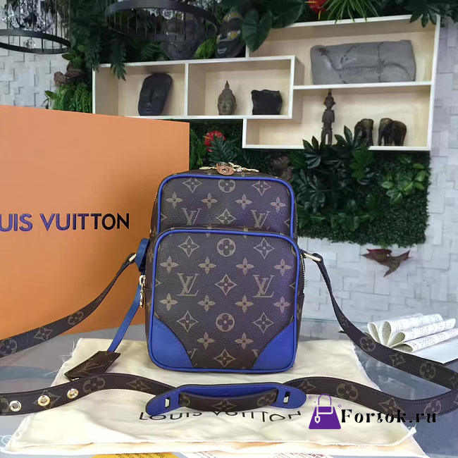 Louis Vuitton camera bag Monogram - 1