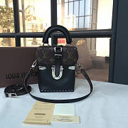 Louis Vuitton Reverse Monogram Camera Box 3480 15cm  - 1