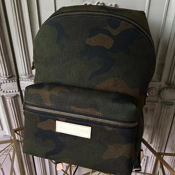 Louis Vuitton Supreme Backpack 01 37cm