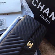 Chanel Classic Handbag Black 25cm - 6