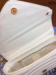 LOUIS VUITTON NEW WAVE CHAIN BAG MM WHITE M51945 25cm  - 4