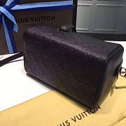 LOUIS VUITTON SPEEDY Noir 3818 20cm - 5
