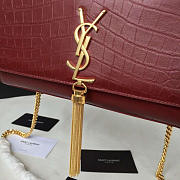 YSL MONOGRAM KATE IN EMBOSSED CROCODILE SHINY Red Wine 4765 24cm  - 3