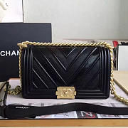 Chanel Chevron Quilted Medium Boy Bag Black VS00849 25cm - 2