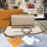 Louis Vuitton CLERY Epi Leather Apricot M54538 23cm - 1