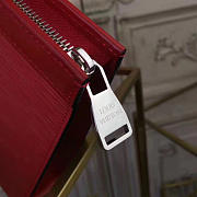 Louis Vuitton Supreme Clutch Bag red M41366   - 3