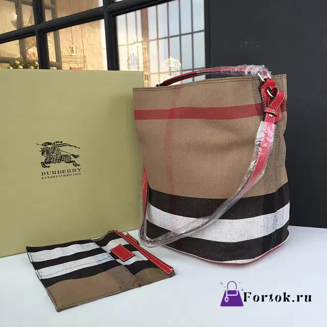 Burberry Bucket bag 26cm  - 1