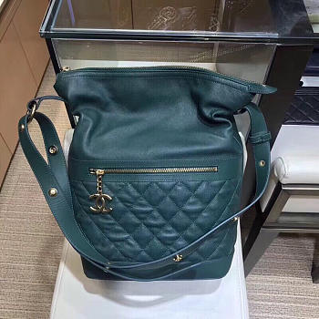 Chanel hippie shoulder bucket bag green 36cm 