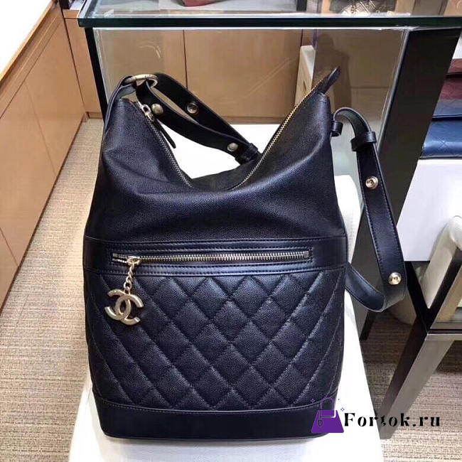 Chanel hippie shoulder bucket bag black 36cm  - 1