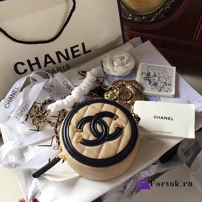 Chanel CC Filigree Grained Round Clutch with Chain Bag Beige  - 1