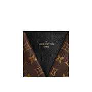 Louis Vuitton V TOTE BB M43976  - 2