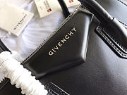 Givenchy Small Antigona handbag 2030 - 5