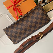  LOUIS VUITTON Crossbody Apricot   - 6