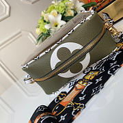 LOUIS VUITTON Clutch Bag M67610 Green - 4