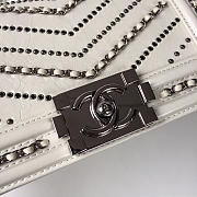Chanel 2018 Wrinkled Calfskin White Silver Hardware 20cm - 4