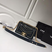 Chanel Wrinkled Flap Calfskin Black Gold Hardware 25cm - 6