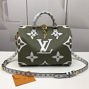 LOUIS VUITTON Speedy Handbag Green 30cm - 1