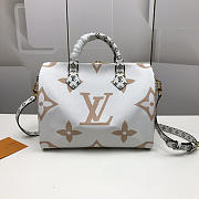 LOUIS VUITTON Speedy Handbag Green 30cm - 4