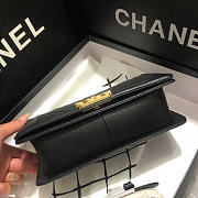 Chanel Boy Bag Leather Vlack Gold Hardware 25cm - 3