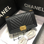 Chanel Boy Bag Leather Vlack Gold Hardware 25cm - 6