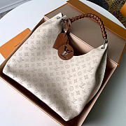 Louis Vuitton Full Leather M53188 Beige - 5