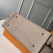 Louis Vuttion Full Leather Handbag M53188 Apricot 34cm - 6