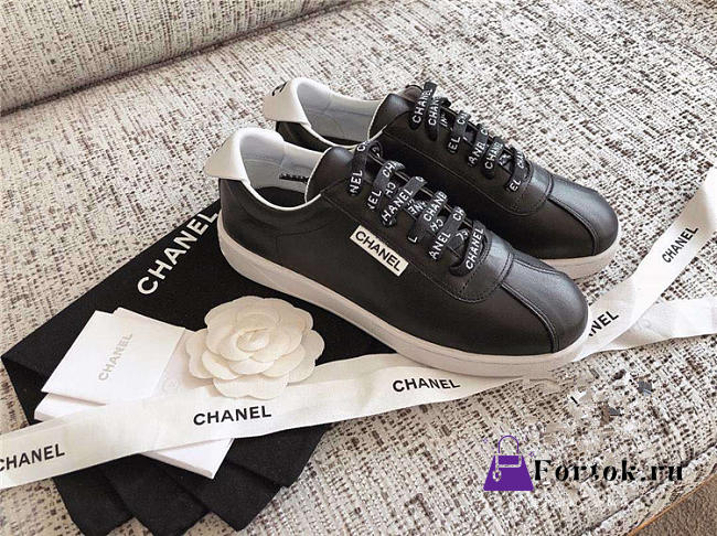 Chanel New Letter With Women's Casual Sneakers - 1