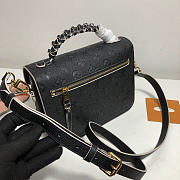 LOUIS VUITTON POCHETTE METIS Black M43941 - 3