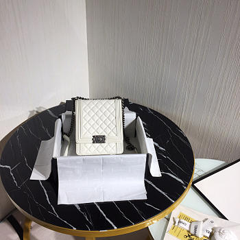 Boy Chanel Handbag White Silver Hardware Grained Calfskin 19.5cm 