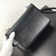 LOUIS VUITTON Twist Black M53126 23cm - 5