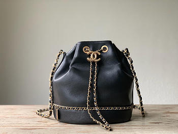 Chanel New Small Bucket Bag 22cm