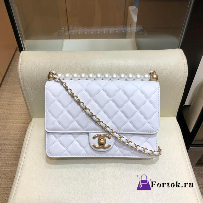 Chanel Flap Bag Pearl Lambskin White AS0585 21cm - 1