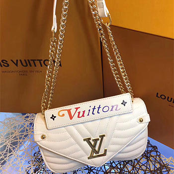 LOUIS VUITTON NEW WAVE CHAIN BAG MM WHITE M51945 25cm 