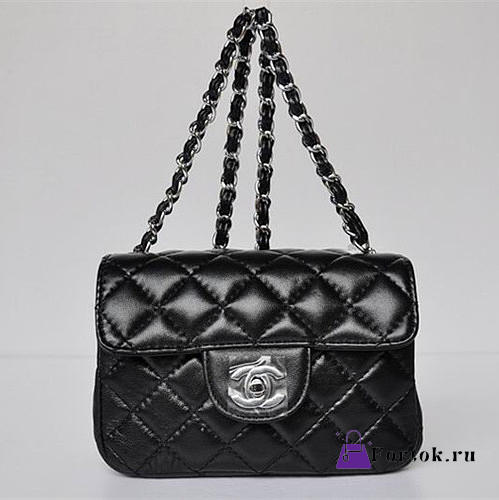 CHANEL Lambskin Leather Flap Bag With Silver Hardware Black 17.5cm - 1