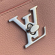 LOUIS VUITTON Lockmeto Calf skin Pink  - 5