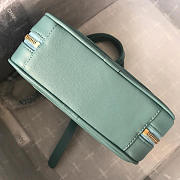 Chanel Epidemic chest bag Lambskin Green - 4